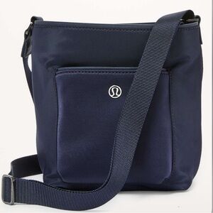 lululemon Crossbody Bag!
